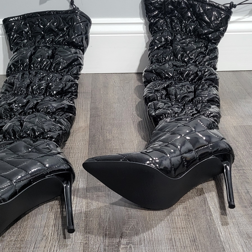 Silhouette Black Heeled Boots with Stiletto and Velvet Finish NEVER WORN